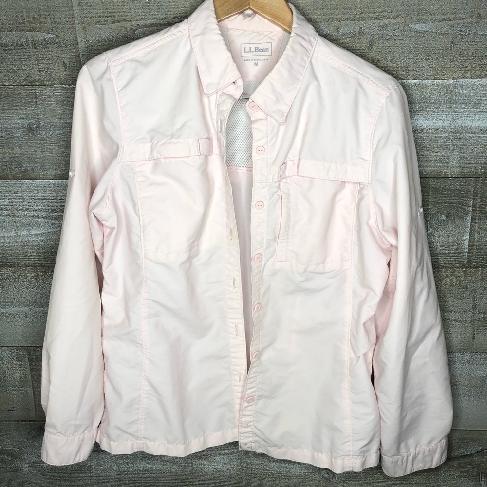 LL Bean pink velcro pocket sweat resistant hiking outdoor button up shirt